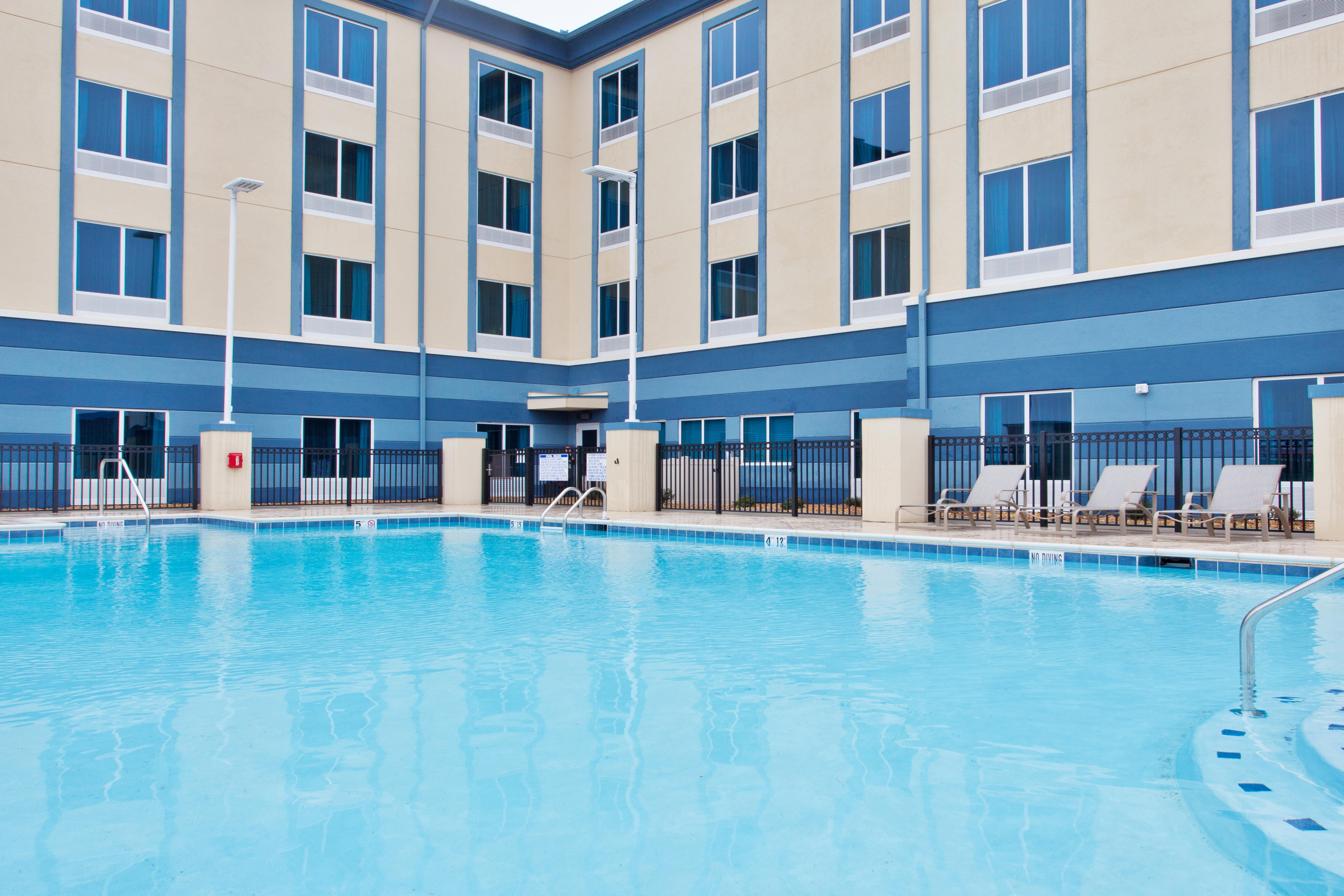 Holiday Inn Express & Suites Warner Robins North West By Ihg Exterior photo